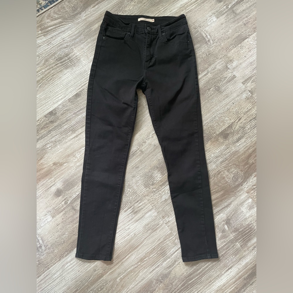 Levi’s high rise skinny jeans